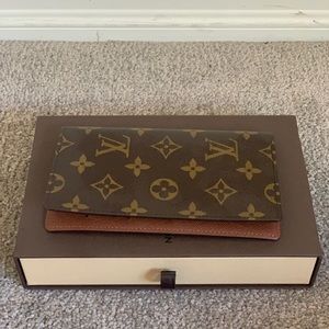 Louis Vuitton Checkbook Cover